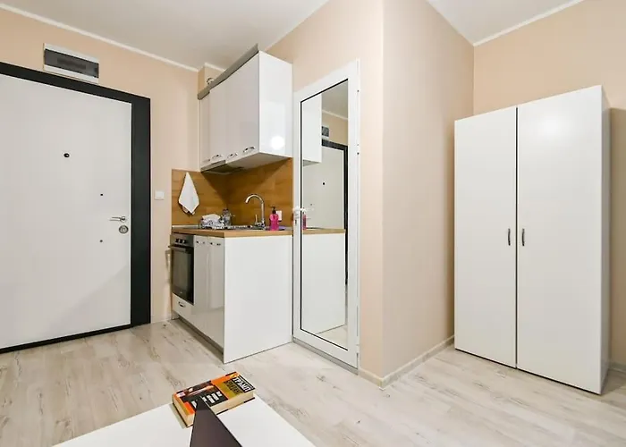 Modern In A Area * ソフィア