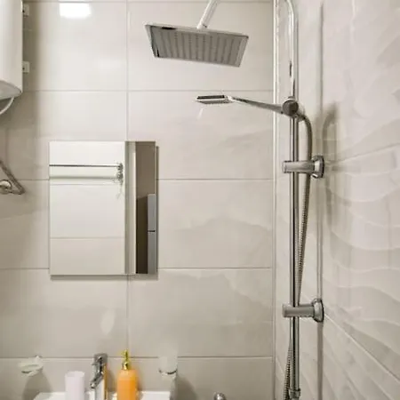 Modern In A Area Appartement *