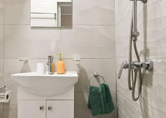 Modern In A Area 아파트