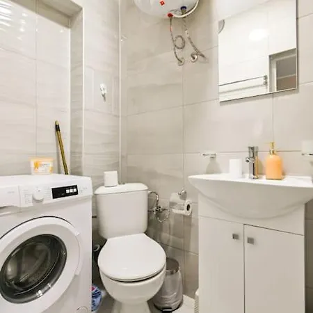 Modern In A Area דירה סופיה